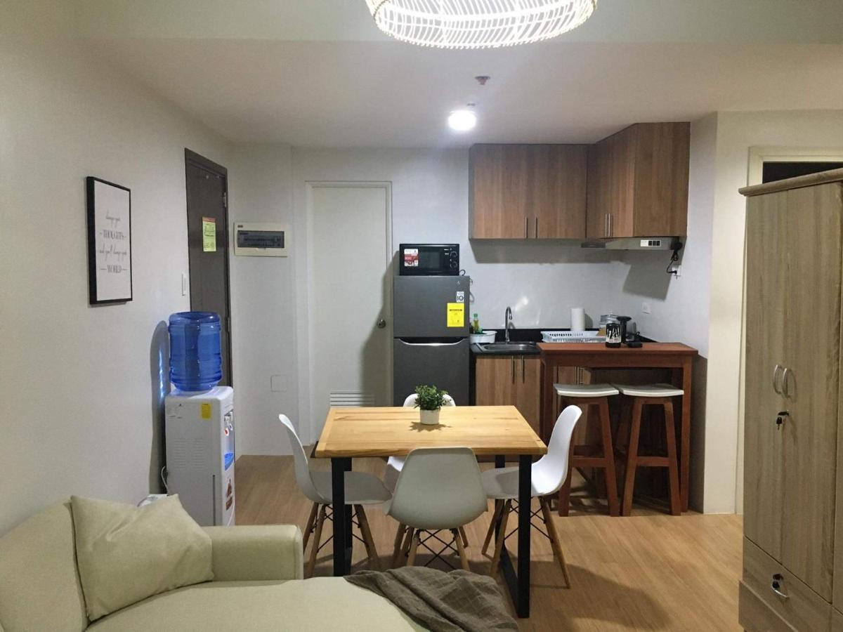 Lovely 2- Br Condo Cagayan de Oro Exteriör bild